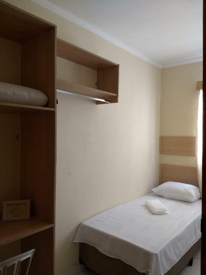 Acomodacoes Silvestre Apartment Taubate Bagian luar foto